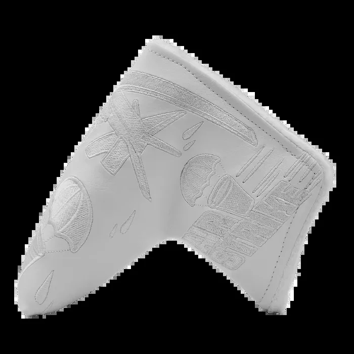Airstrike White Buffalo Blade Headcover