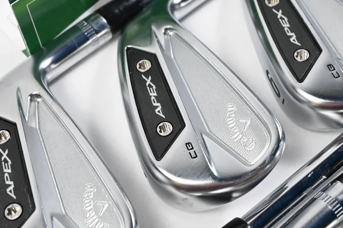Callaway Apex CB 24 Irons / 4-PW / Stiff Flex AMT Black S300 Shafts