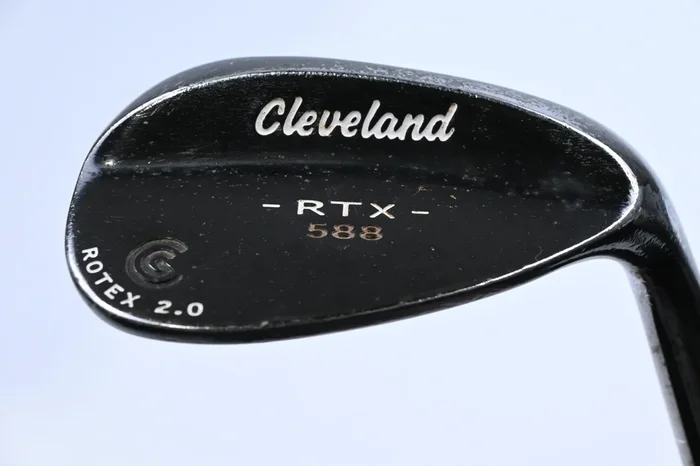 Cleveland 588 RTX 2.0 Sand Wedge / 56 Degree / Wedge Flex Dynamic Gold