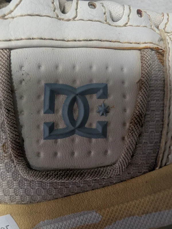 DC Snowboard Boots Women Size 8 White Used Adult