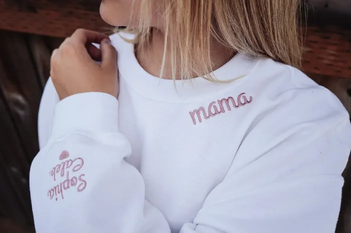 Embroidered Custom Mama Sweatshirt with Kid Name on Sleeve, Cuff, Personalized Mom Sweatshirt, Mom Sweater, Mother’s Day Gift, Women 128 – Fanshubus.com