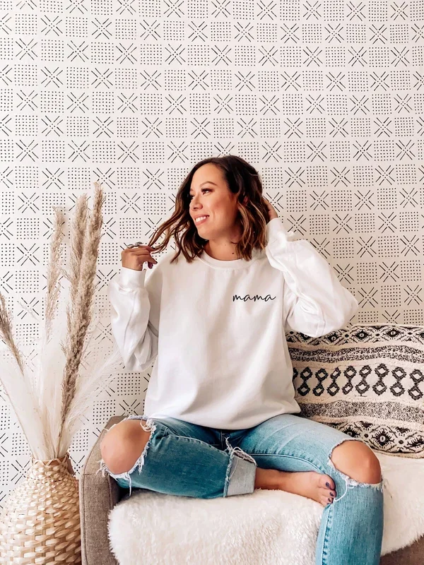 Embroidered Mama Sweatshirt, Mama Est Sweatshirt, Mothers Day Gift, Embroidered Sweatshirt Mama, First Mothers Day Gift, Women 125 – Fanshubus.com