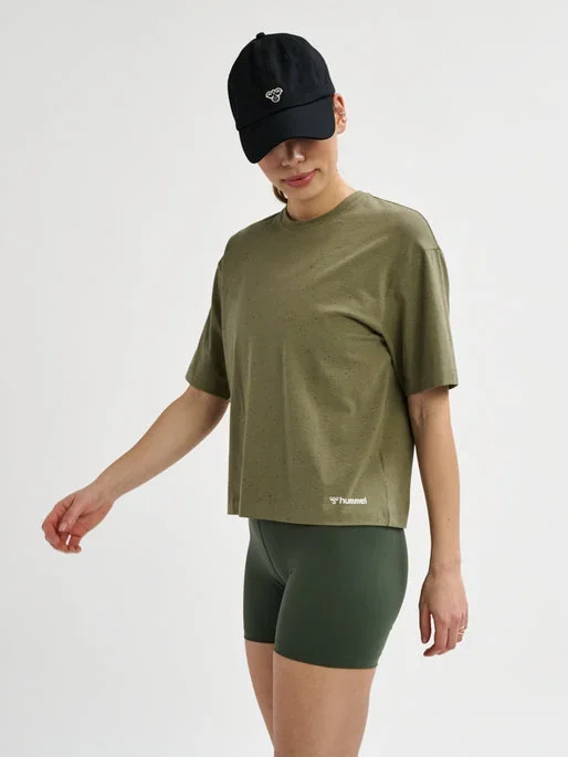 Hummel Women’s Mt Ultra Boxy T-Shirt