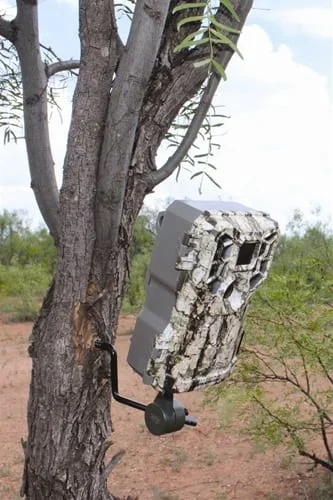 Hunting Made Easy Economy Trail Camera Holder