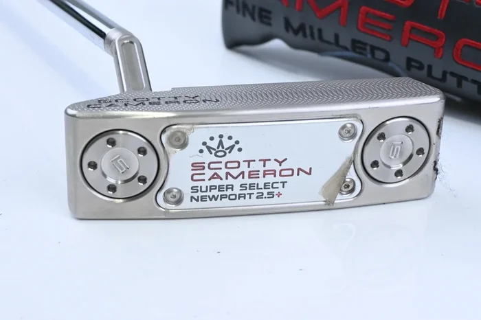 Left Hand Scotty Cameron Super Select Newport 2.5+ Putter / 34 Inch