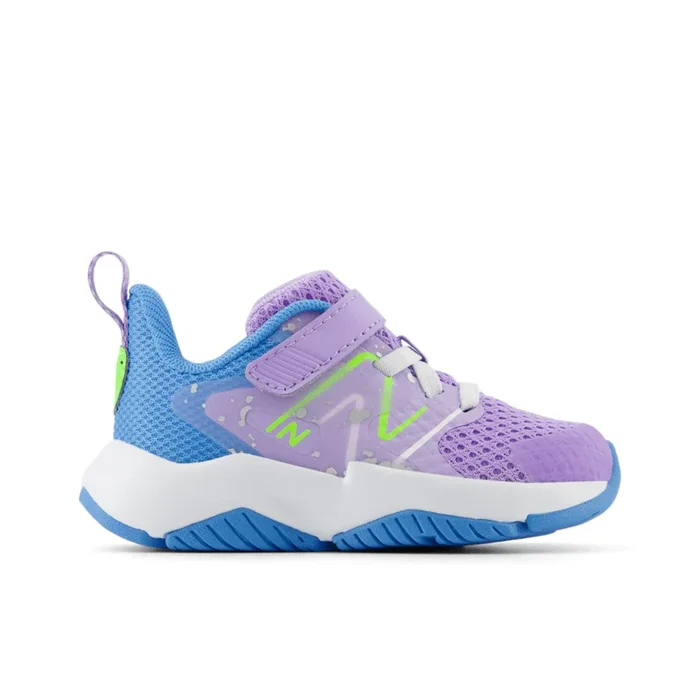New Balance Infant & Toddler Rave Run V2 Bungee Lace with Top Strap Shoe – ITRAVHG2
