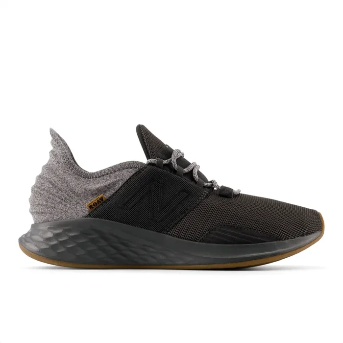New Balance Men’s Fresh Foam Roav Running Shoe – MROAVRB (Wide)