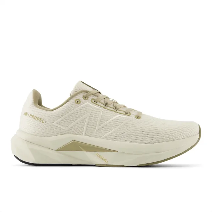 New Balance Men’s FuelCell Propel v5 Running Shoe – MFCPRHL5 (Wide)
