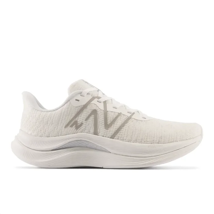 New Balance Women’s FuelCell Propel V4 Running Shoe – WFCPRLW4