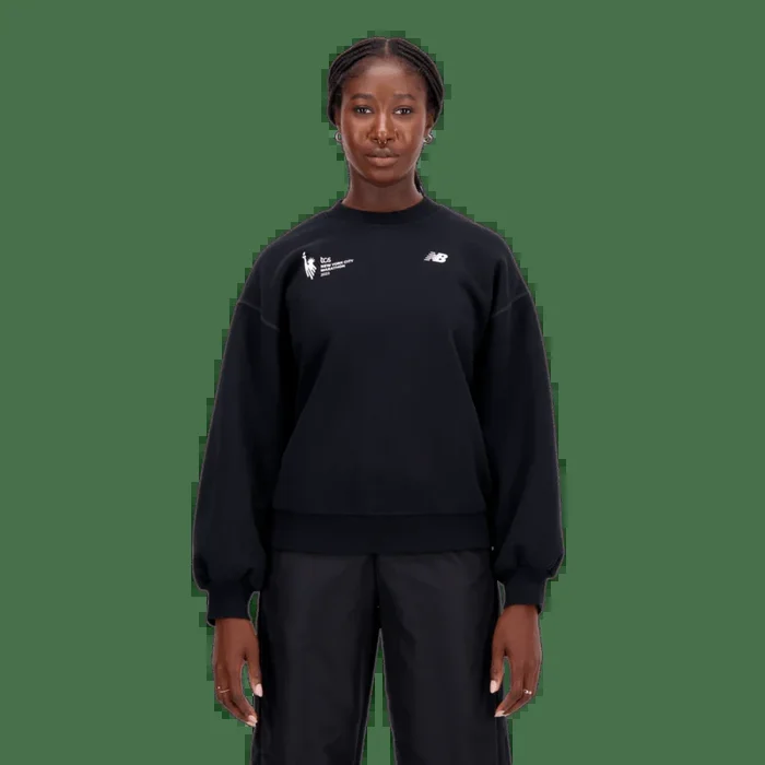 New Balance Women’s NYC Marathon Essentials Americana Brushed Back Fleece Crew
