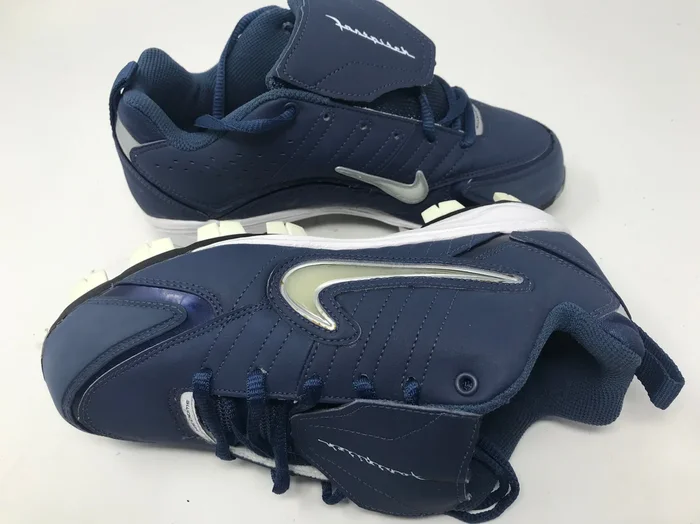 New Nike Womans Fastpitch Slam MCS Softball Molded Cleats Sz 5 Navy/White