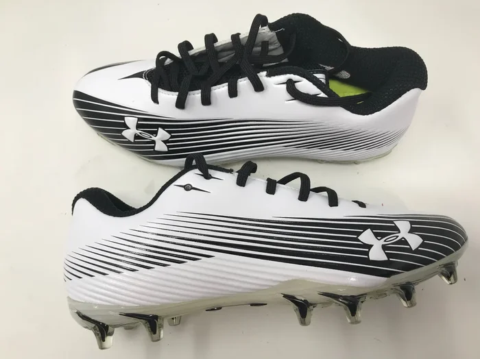 New Under Armour Nitro Low MC Football Cleat Mens 10.5 Wht/Blk