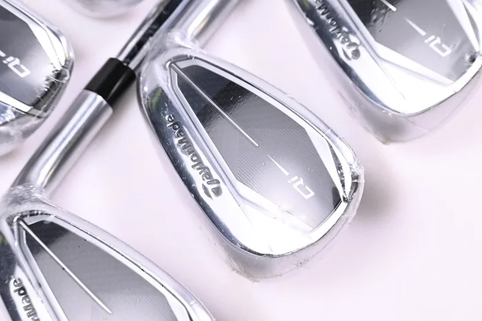Taylormade Qi Irons / 7-PW+GW / Regular Flex N.S.Pro 950GH Neo Shafts