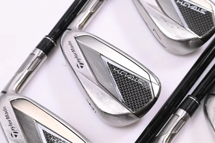 Taylormade Stealth Irons / 5-PW+SW / Regular Flex Ventus Red 6 Shafts