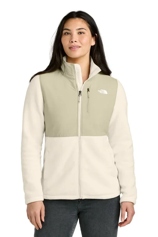 The North Face Women’s Highest Peak Full-Zip Fleece Jacket NF0A8BUR