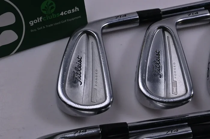 Titleist 714 CB Irons / 4-PW / Regular Flex Dynamic Gold R300 Shafts