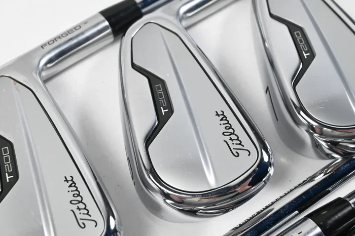 Titleist T200 2021 Irons / 5-PW+GW / Stiff Flex AMT Black S300 Shafts