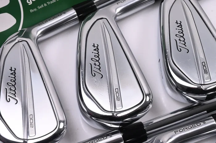 Titleist T200 2023 Irons / 5-PW / Stiff Flex Project X Shaft