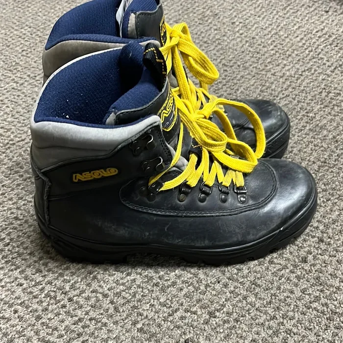 Used Asolo Ridge Leather Hiking Boots men’s size 8
