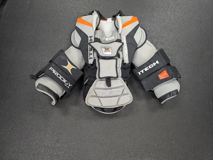 Used Itech Prodigy Junior Medium Hockey Goalie Chest Protector and