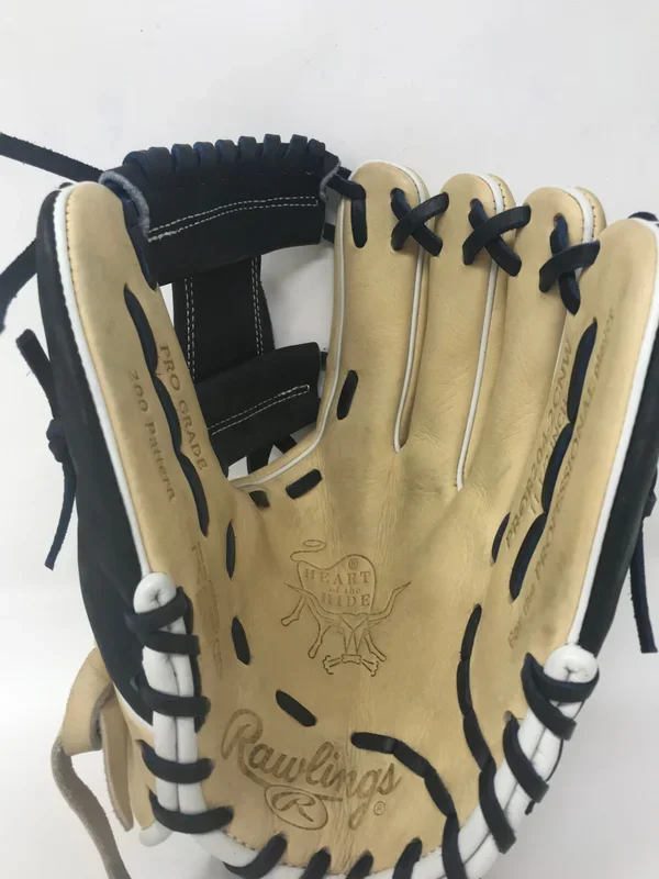Used Rawlings Heart of the Hide 2CNW Baseball Glove Series 11.5″ RHT