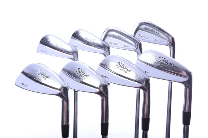 Used Titleist 690 MB Forged Iron Set – Right-Handed – 3-PW – Stiff Flex