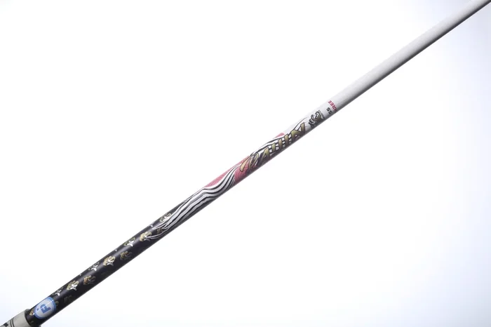 Used Va Composites Raijin Driver Regular Graphite Driver Shaft – 44.25 in – Cobra Adapter Adapter