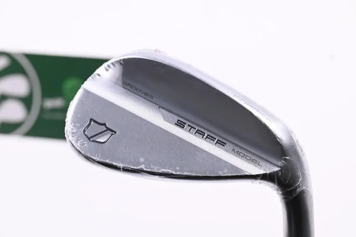 Wilson Staff Model ZM Gap Wedge / 52 Degree / Wedge Flex Dynamic Gold 115 Shaft